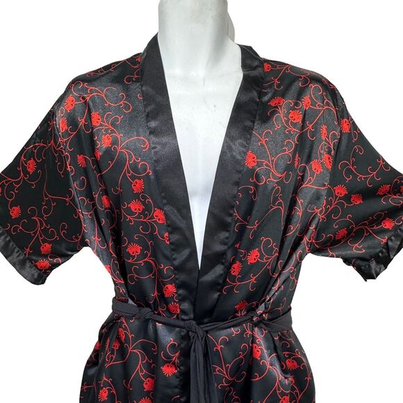 in n out black red short sleeve satin palm tree X robe - Picture 3 of 10